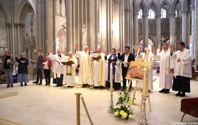 1700 ème anniversaire Concile de Nicée   DG   037