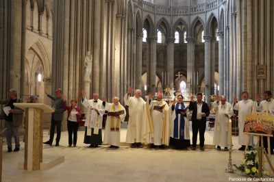1700 ème anniversaire Concile de Nicée   PC   010