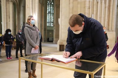 Apppel décisif     06.03.2022  013