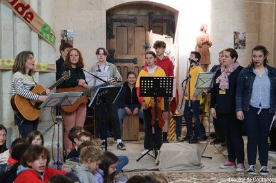 Ecole de Prière  Avril 2023   092