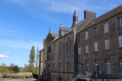 Ecole de Prière 2022   001