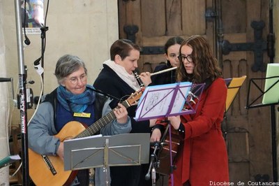 Ecole de Prière 2022   025