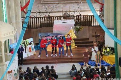 Ecole de Prière 2022   051