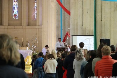 Ecole de Prière 2022   056