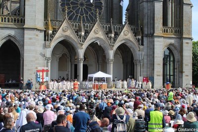 Pèlerinage julaire Normand   Pontmain   01.05.2025   004