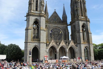 Pèlerinage julaire Normand   Pontmain   01.05.2025   011