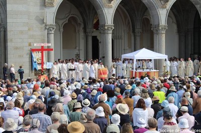 Pèlerinage julaire Normand   Pontmain   01.05.2025   013