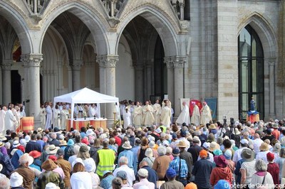 Pèlerinage julaire Normand   Pontmain   01.05.2025   015