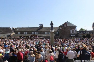 Pèlerinage julaire Normand   Pontmain   01.05.2025   060