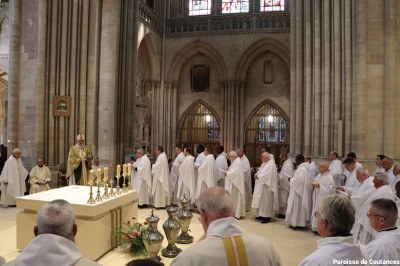 Messe Chrismale 2025   Paroisse de Coutances   047