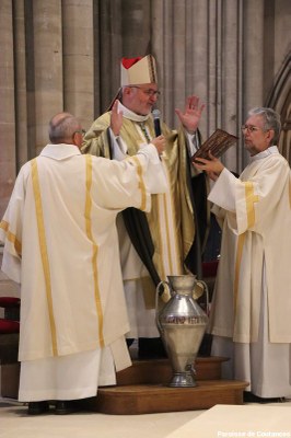 Messe Chrismale 2025   Paroisse de Coutances   049