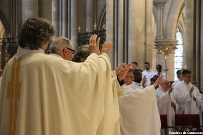 Messe Chrismale 2025   Paroisse de Coutances   058