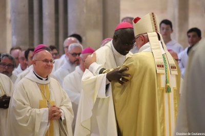 Ordination épiscopale Mgr Cador   16.10.2023    092