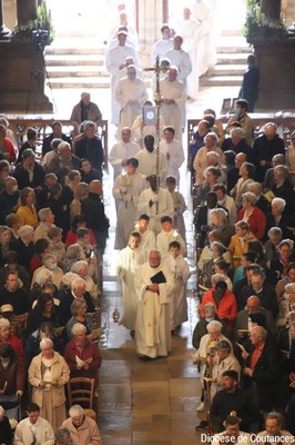 Ordination et consécration du diocèse   001