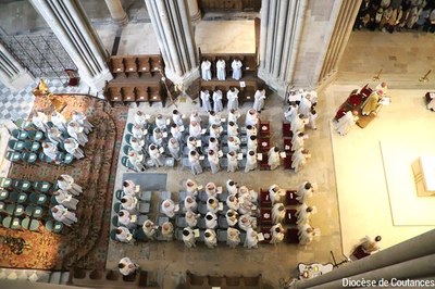 Ordination et consécration du diocèse   009