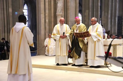 Ordination et consécration du diocèse   014