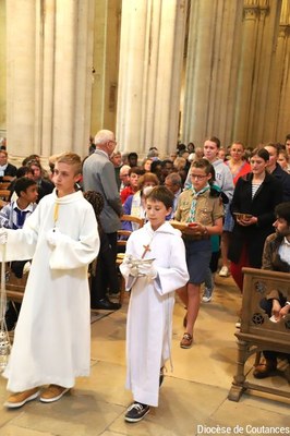 Ordination et consécration du diocèse   037