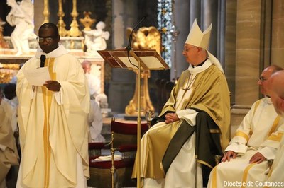 Ordination et consécration du diocèse   056
