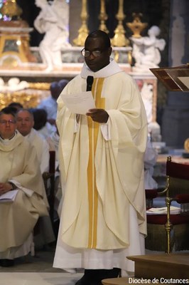 Ordination et consécration du diocèse   057