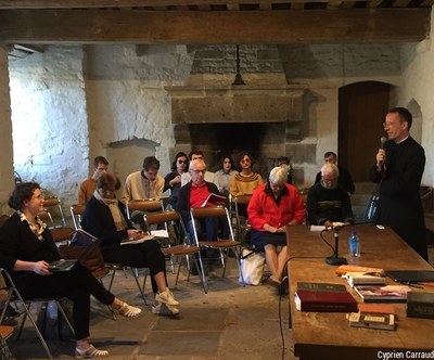 003    Présentation