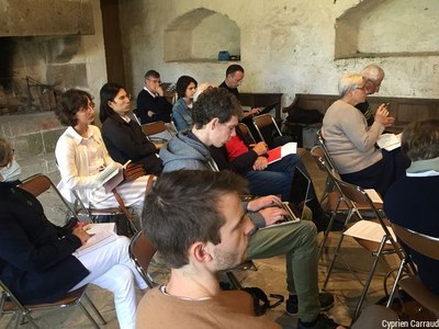 009   Autre vue salle de conférence