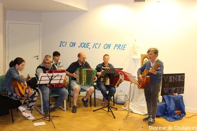 Tous frères   Mai  2022   034