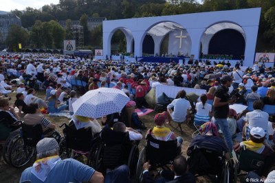 27 09 Messe Lourdes (c) Rick Alarcon (1)