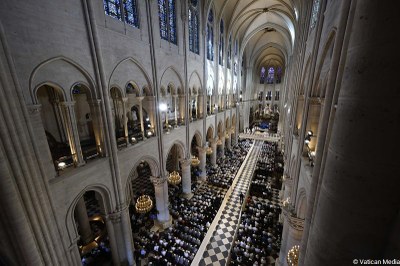 25 09 Notre Dame de Paris (©) Vatican Media (10)