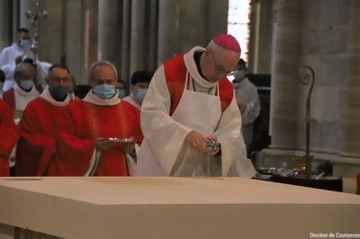 Bénédicrion nouvel autel   014