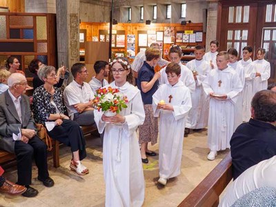 Profession de foi 2023 06 17 site (19)