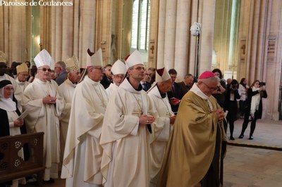 Messe d'ordination épiscopale de Mgr Grégoire Cador - 10.jpg