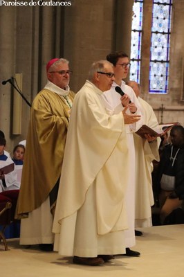 Messe d'ordination épiscopale de Mgr Grégoire Cador - 21.jpg