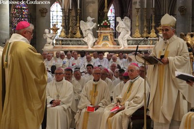 Messe d'ordination épiscopale de Mgr Grégoire Cador - 22.jpg