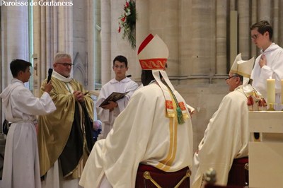 Messe d'ordination épiscopale de Mgr Grégoire Cador - 38.jpg