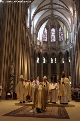 Messe d'ordination épiscopale de Mgr Grégoire Cador - 49.jpg