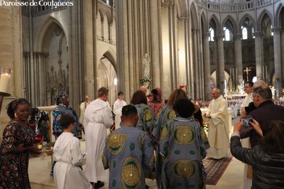 Messe d'ordination épiscopale de Mgr Grégoire Cador - 71.jpg