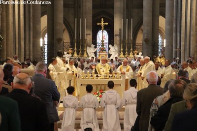 Messe d'ordination épiscopale de Mgr Grégoire Cador - 76.jpg