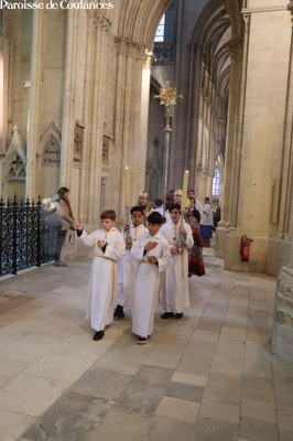 Solennité de l'Épiphanie et engagement des nouveaux Petits Chanteurs - 01.jpg