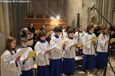 Solennité de l'Épiphanie et engagement des nouveaux Petits Chanteurs - 06.jpg