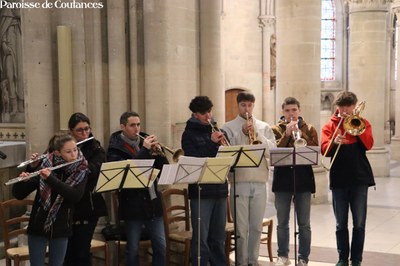 Solennité de l'Épiphanie et engagement des nouveaux Petits Chanteurs - 11.jpg