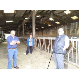 Visite ferme St Pois 1-256.png