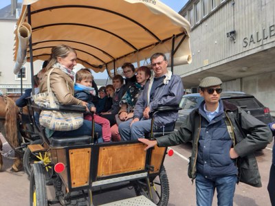 20220424 Joie sous les pommiers06 balade en calèche (6)