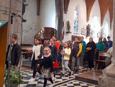  copie 0 20230924 Célébration Procession (2)