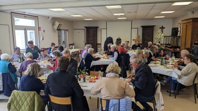 20240929 Accueil Pere Alain Montmartin Repas (12)